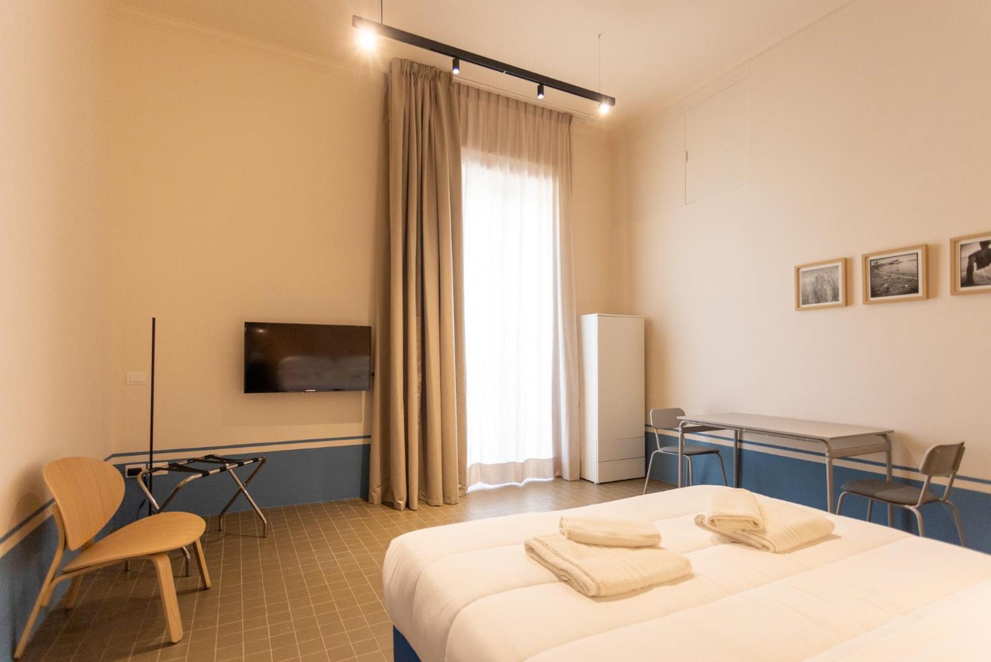 Hotel Don Vittorio A Chiaia à Naples Extérieur photo